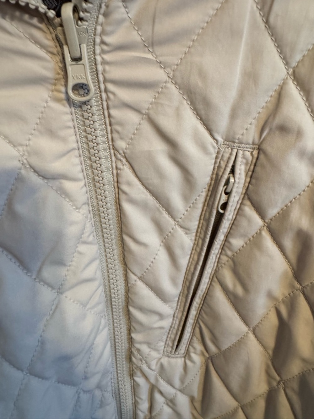 Columbia Light Beige Quilted Jacket with Brown Collar - Picture 3 of 6
